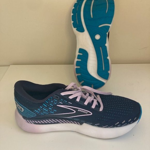 BROOKS RUNNING SHOES - Picture 2 of 5